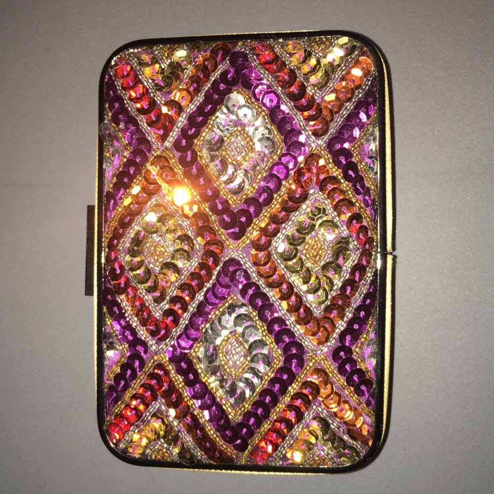Clutch/crossbody